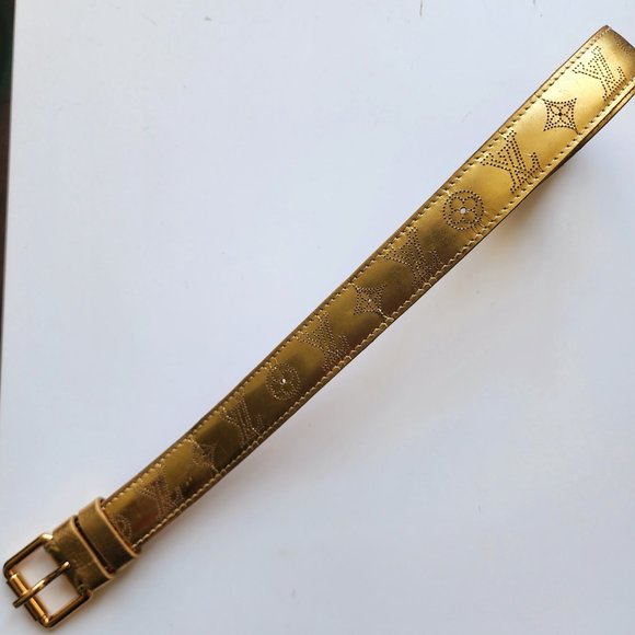 LOUIS VUITTON - AUTHENTIC METALLIC GOLD LEATHER PERFORATED MAHINA BELT - Picture 5 of 10